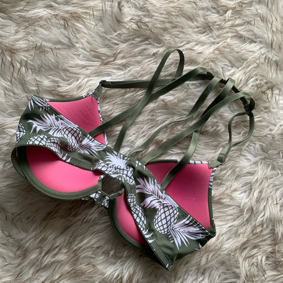 🚨Last Chance🚨PINK 32B front clip Bra - Picture 3 of 3